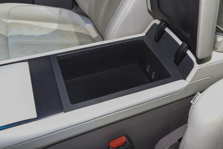 Фото машины 665