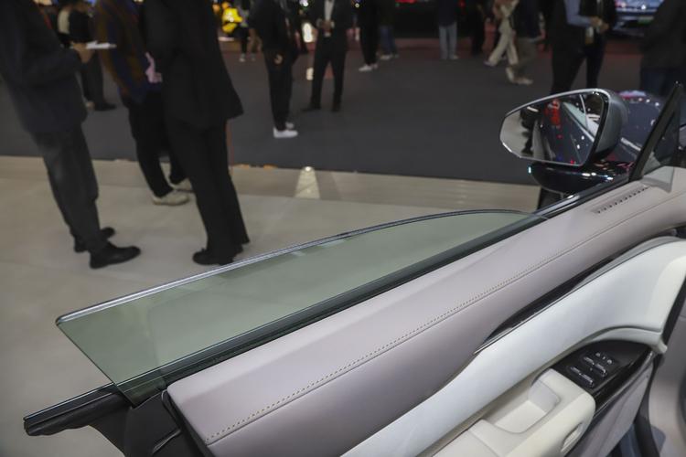 Фото машины 616