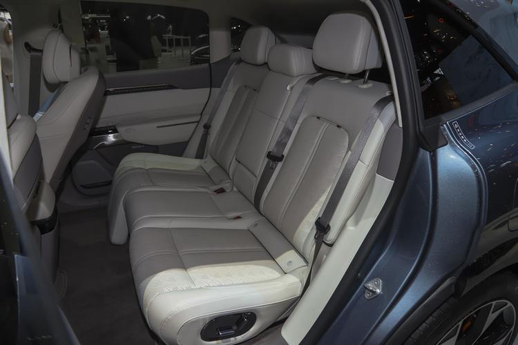 Фото машины 669