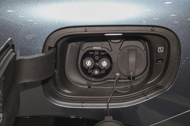 Фото машины 715