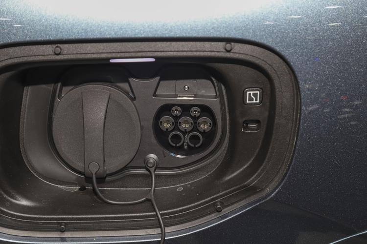 Фото машины 716