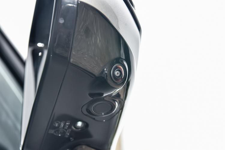 Фото машины 102