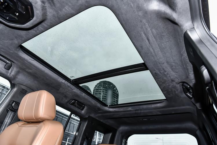 Фото машины 216