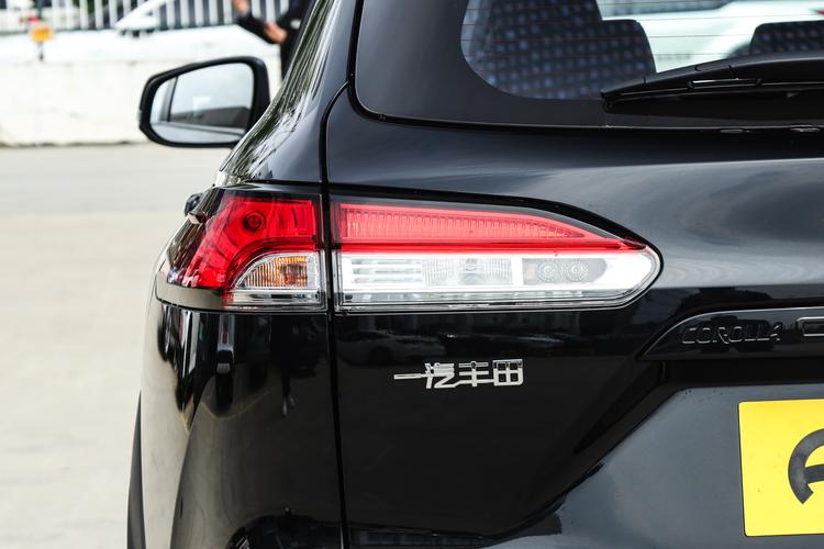 Фото машины 212