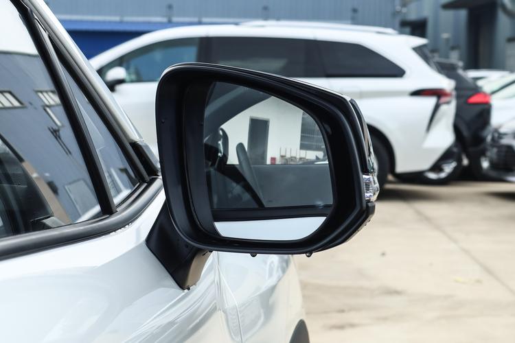 Фото машины 203