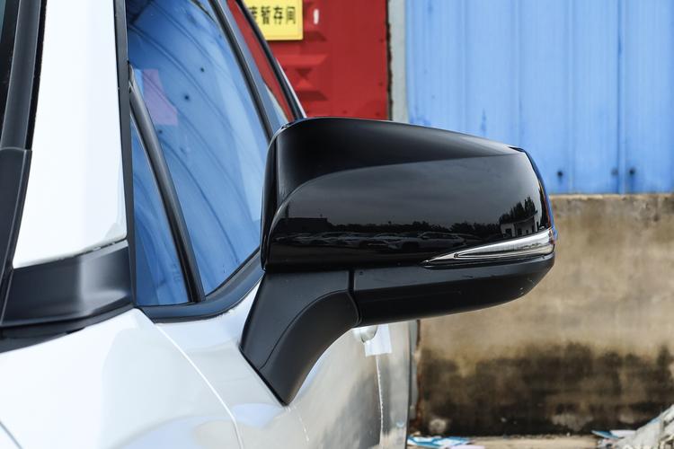 Фото машины 205