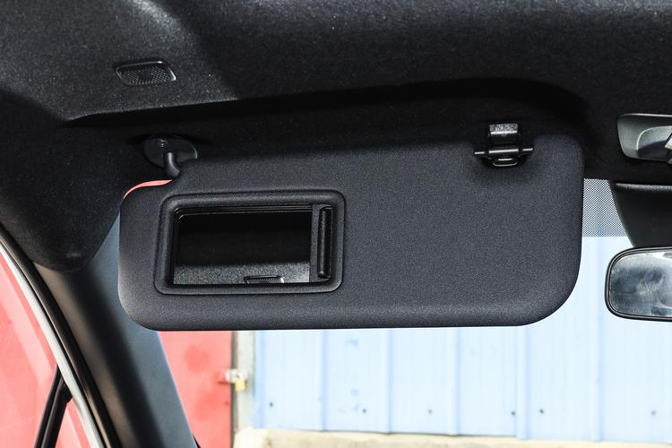 Фото машины 303