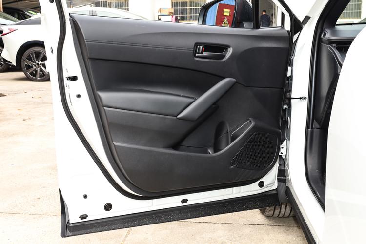 Фото машины 305