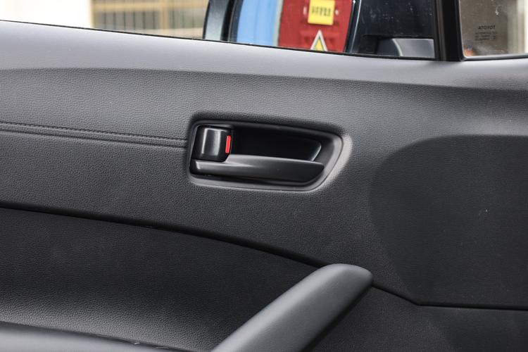 Фото машины 348