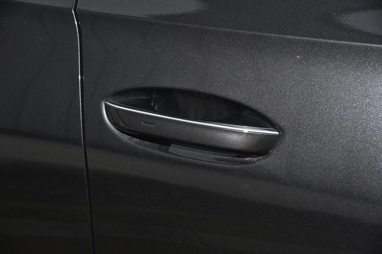 Фото машины 24