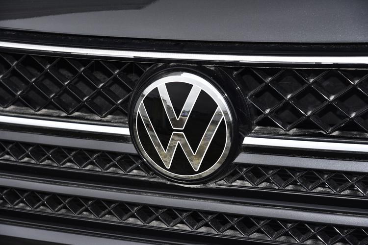 Фото машины 77