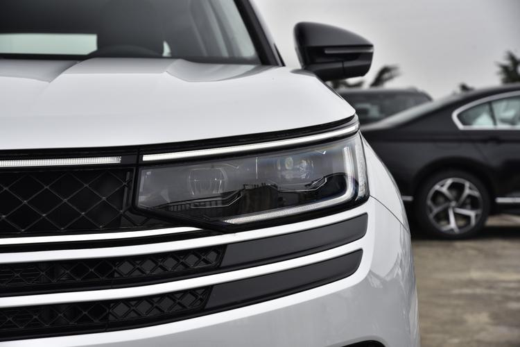 Фото машины 144