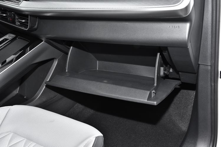 Фото машины 200