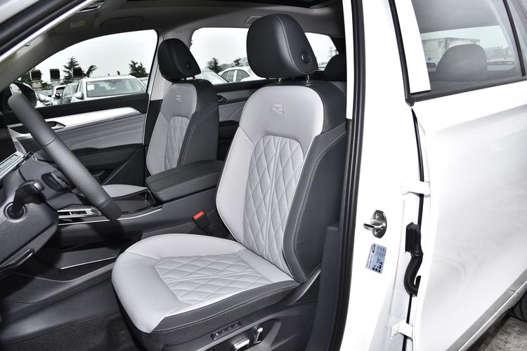 Фото машины 206