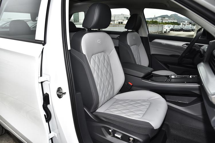 Фото машины 247