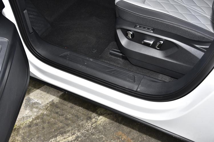 Фото машины 182