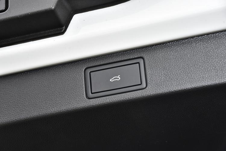 Фото машины 230