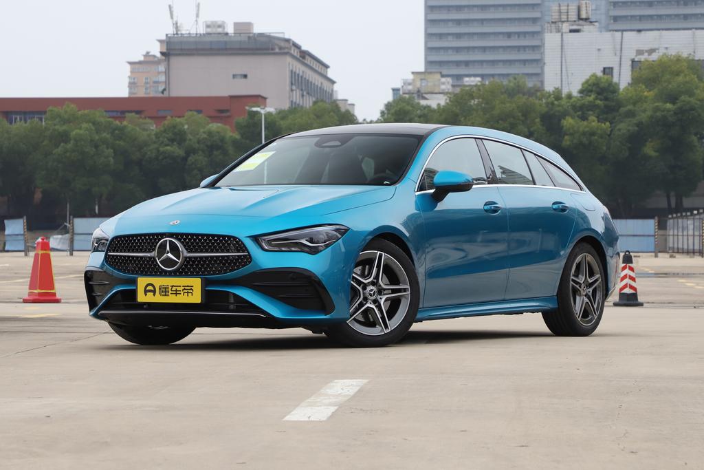 CLA 200 five-door hunting sports car