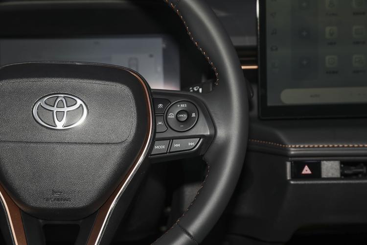 Фото машины 30