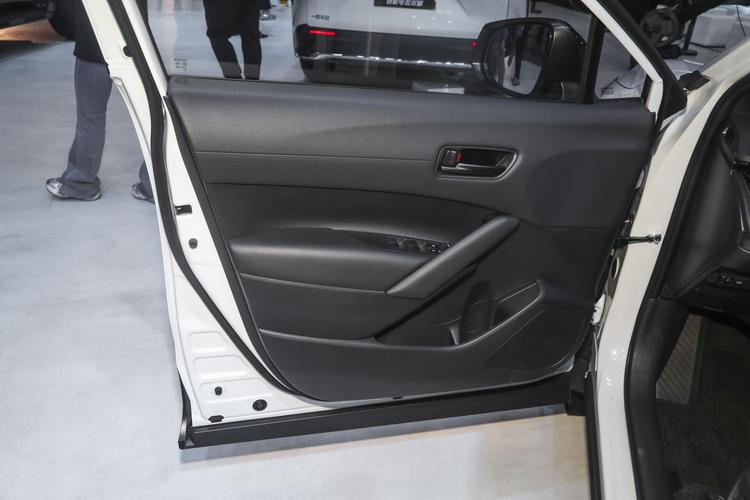 Фото машины 24