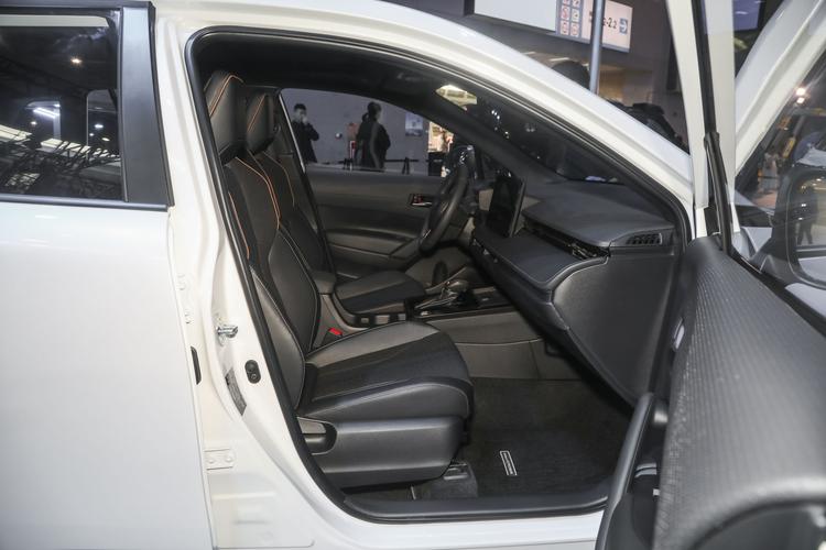 Фото машины 77