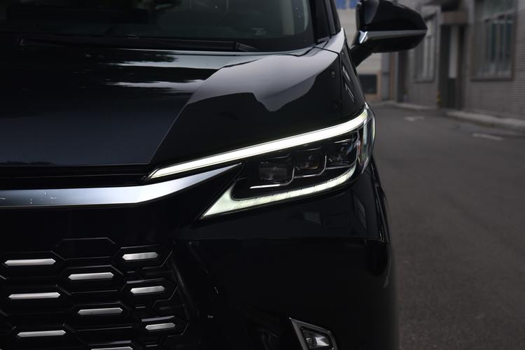 Фото машины 18