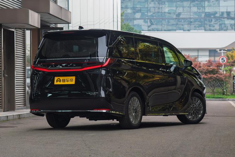 Фото машины 65