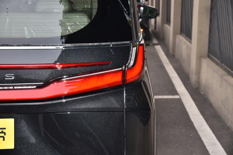 Фото машины 144