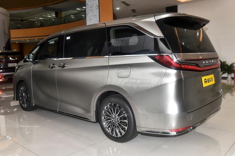 Фото машины 125