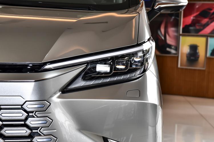 Фото машины 34