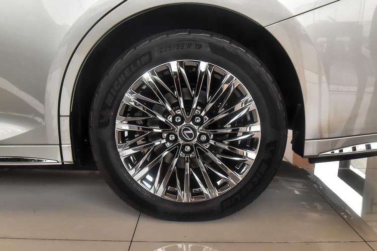 Фото машины 104