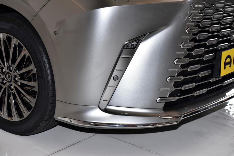 Фото машины 83