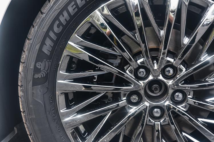 Фото машины 290