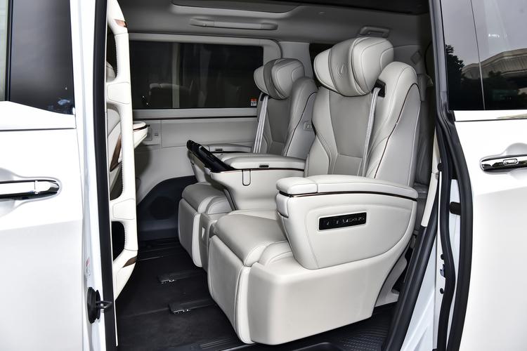 Фото машины 190