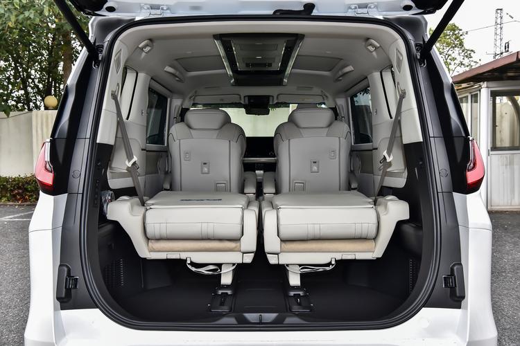 Фото машины 305