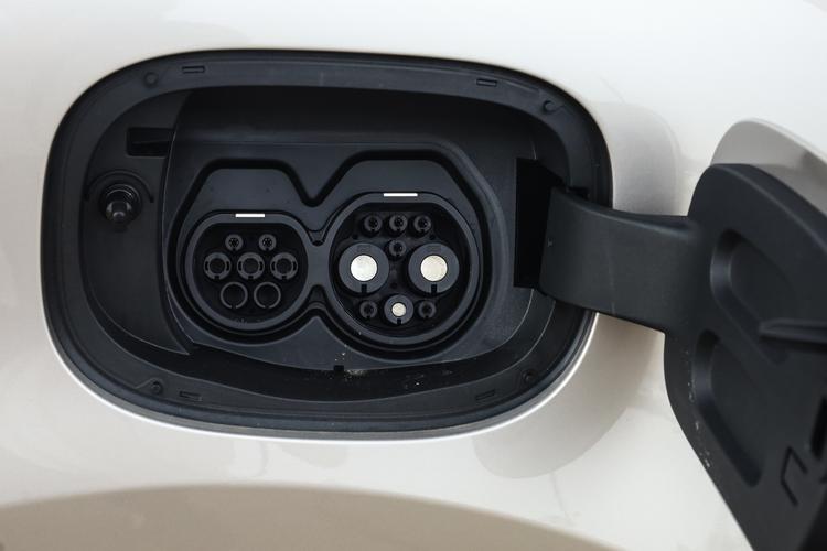 Фото машины 32