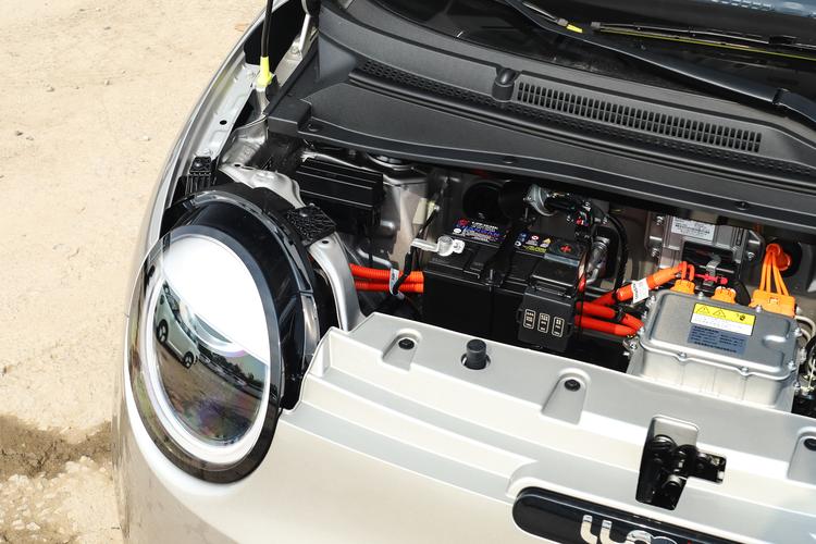 Фото машины 76