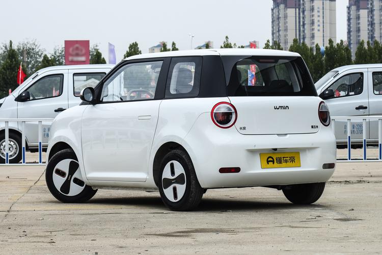 Фото машины 100