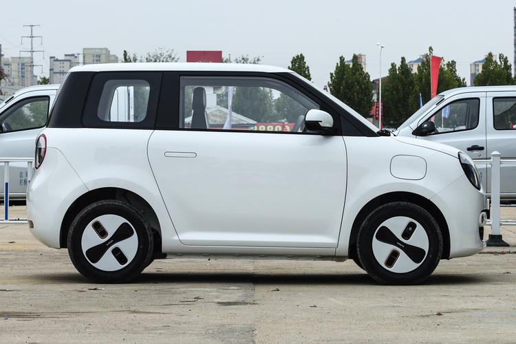 Фото машины 103