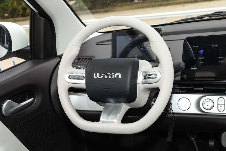 Фото машины 125