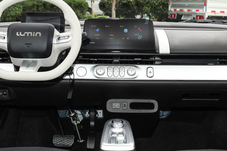 Фото машины 228