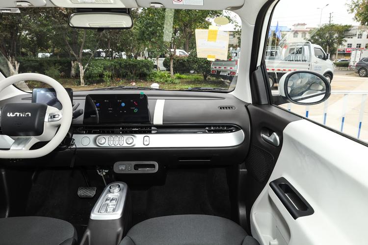 Фото машины 209