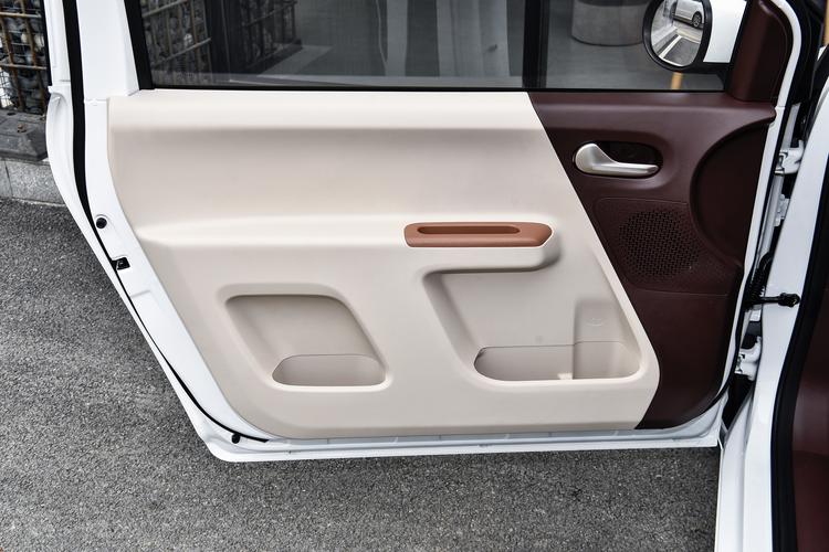 Фото машины 196