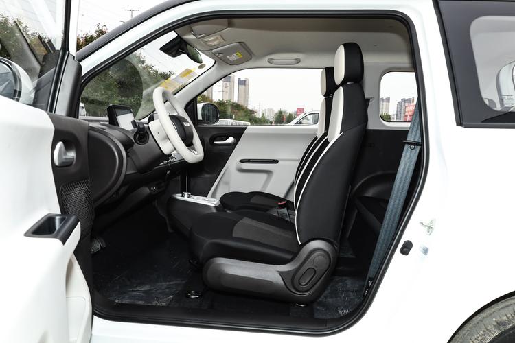 Фото машины 215