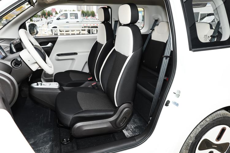 Фото машины 218