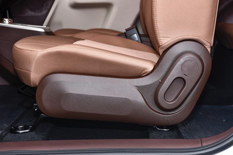 Фото машины 235