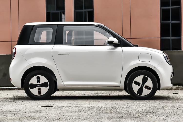 Фото машины 38