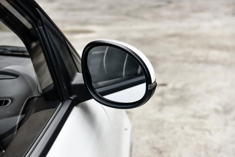 Фото машины 44