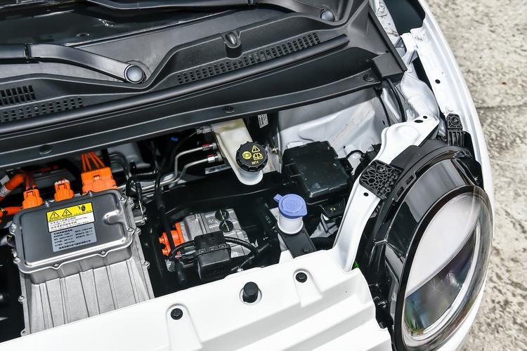 Фото машины 100