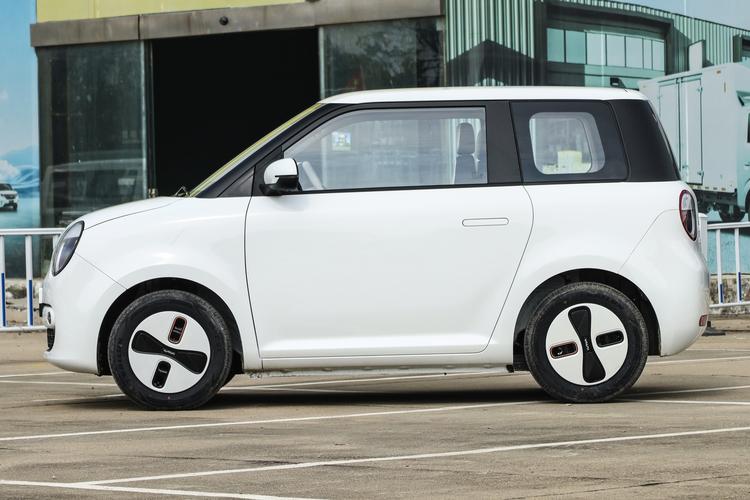 Фото машины 92